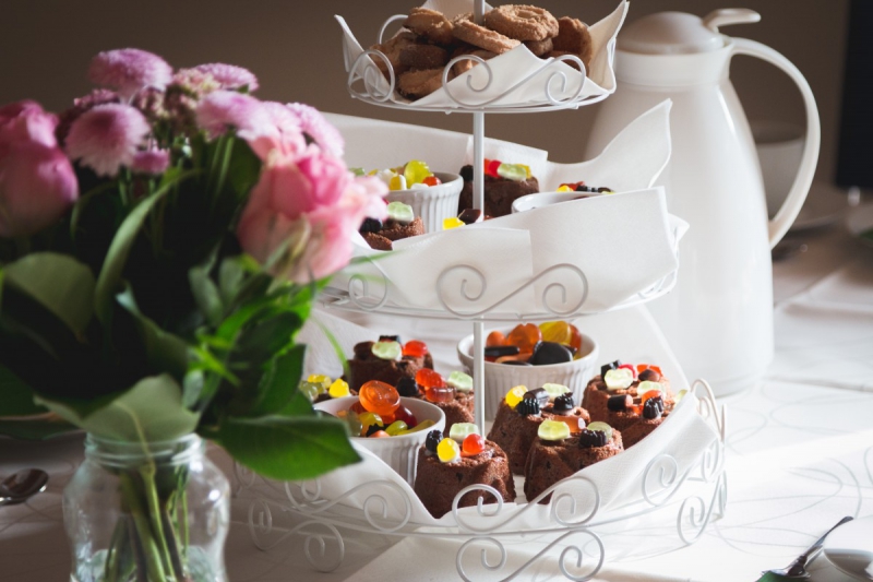 patisserie-CAUSSOLS-min_pastries_dessert_cake_food_confectionery_chocolate_snack_restaurant-726323